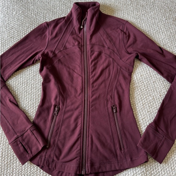 lululemon burgundy define full zip fitted jacket size 4 - Picture 3 of 9